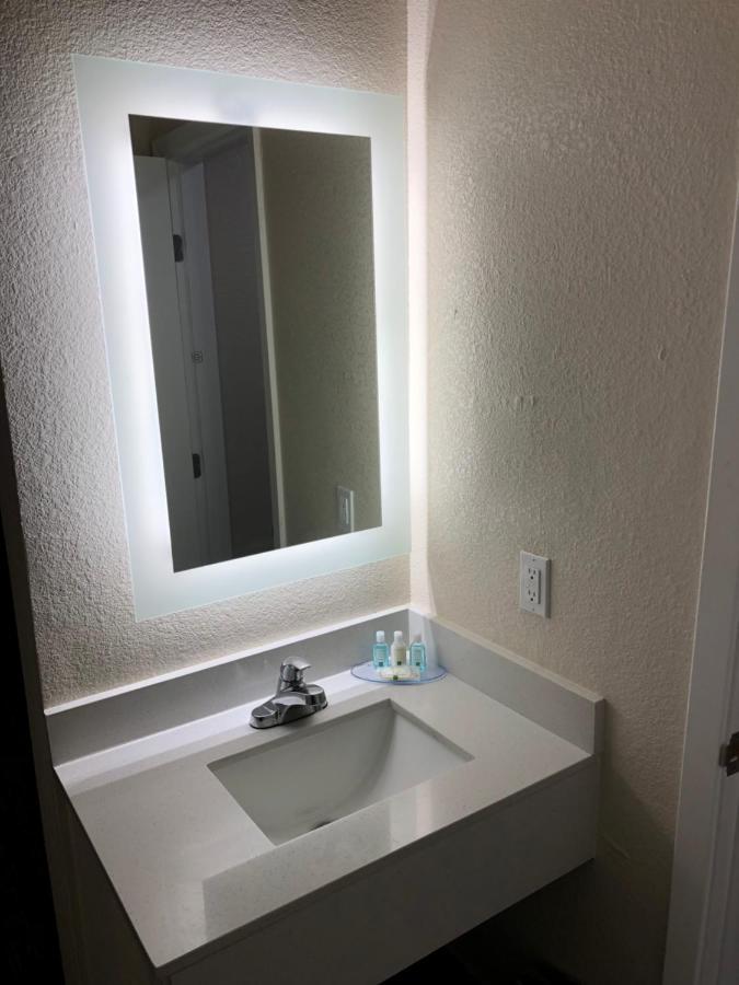 Quality Inn Cameron Luaran gambar