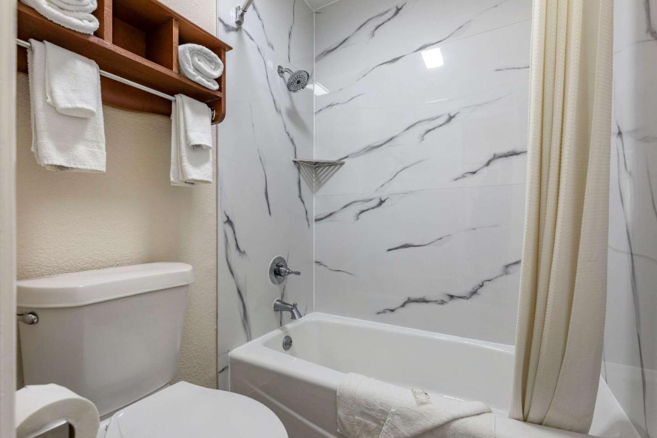 Quality Inn Cameron Luaran gambar