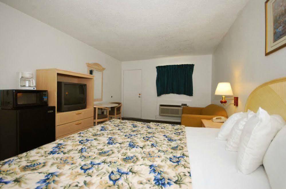 Quality Inn Cameron Luaran gambar